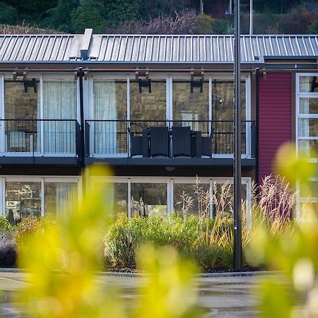 Absolute Lakefront Location - 3 Bedroom Apartment Queenstown Zewnętrze zdjęcie